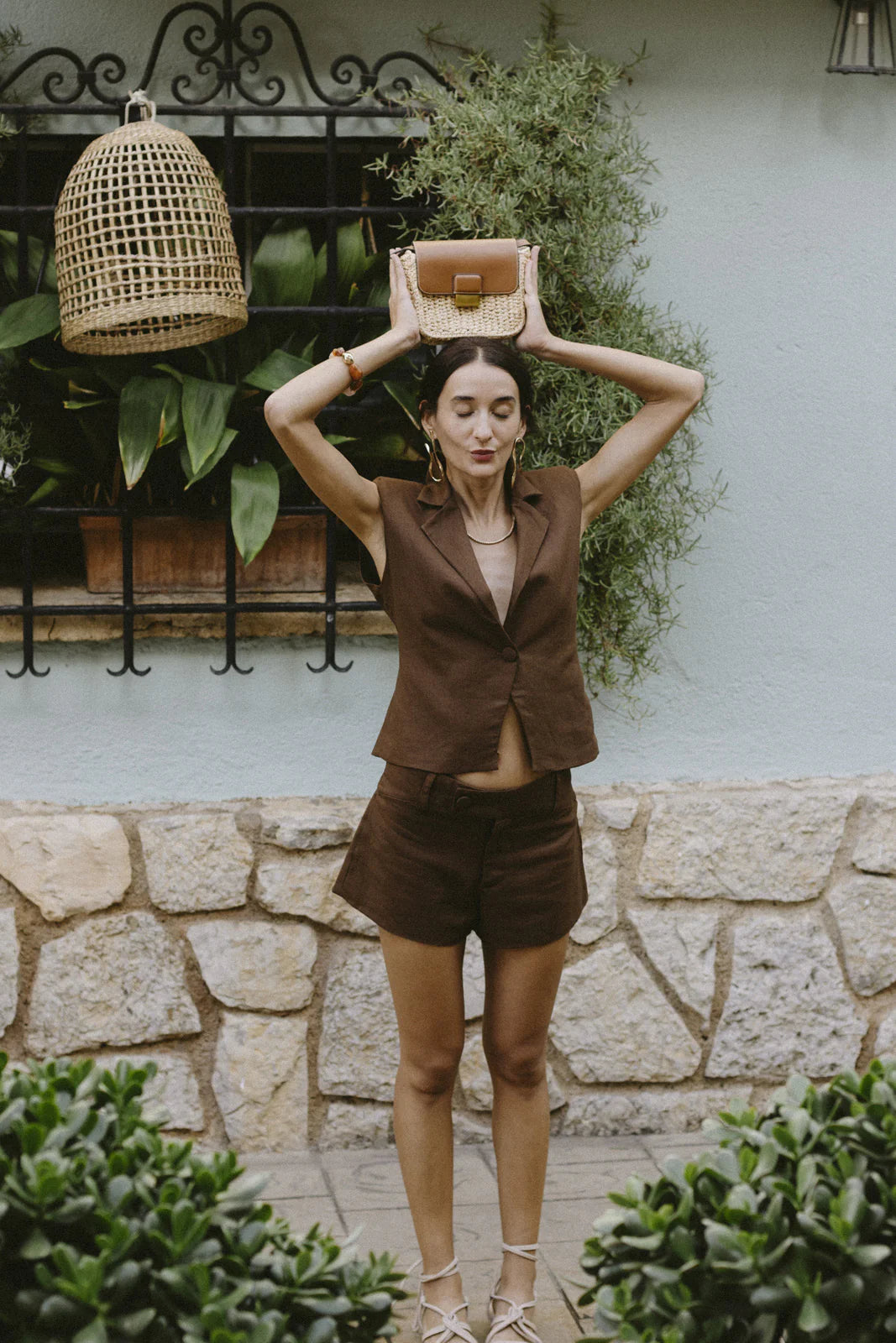 Brown Vest Alba Viella