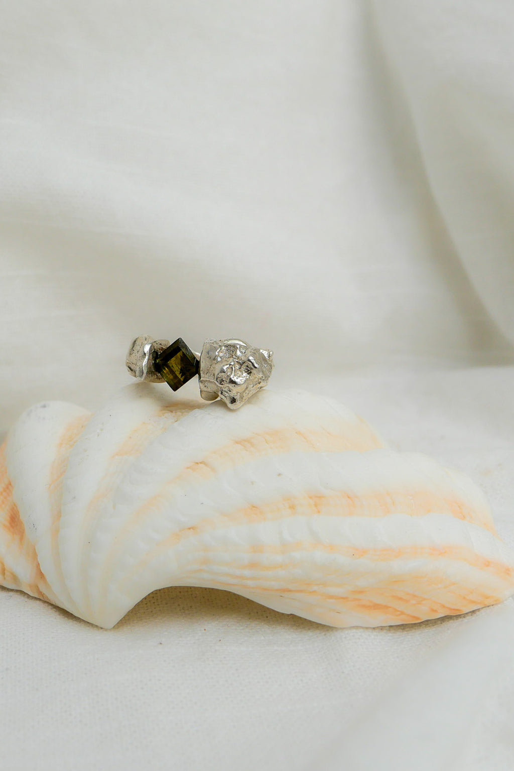 Ring Almas Tourmaline US 5 Fine Silver Shirley Blanch