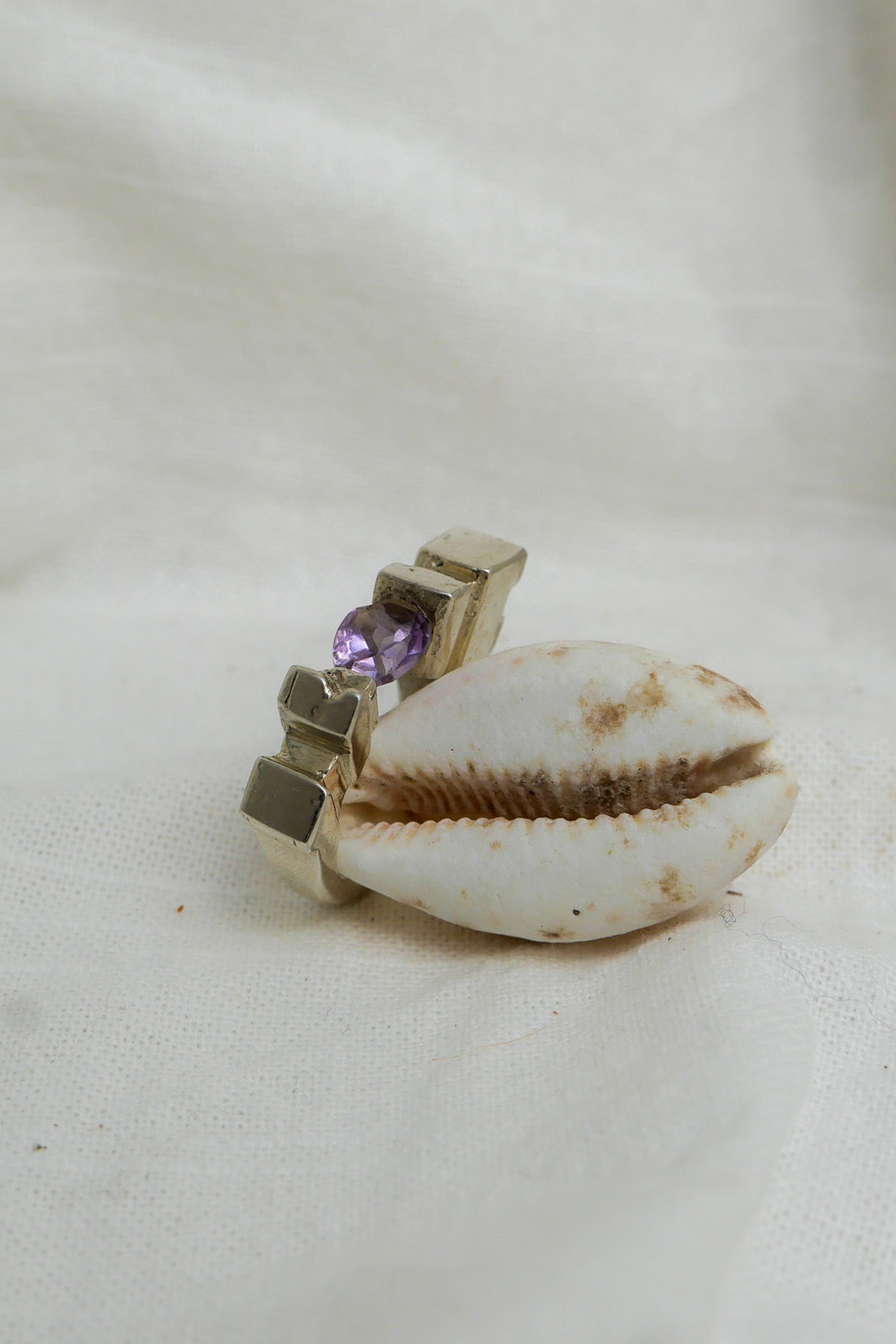 Ring Almas Amethyst Size 6.5 Fine Silver Shirley Blanch