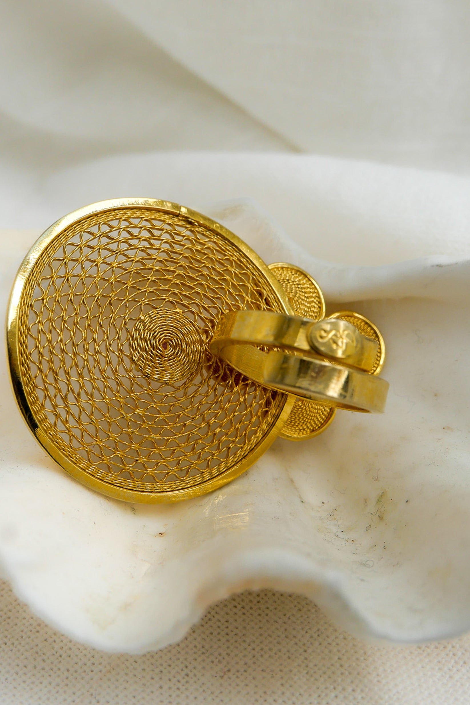 Ring Filigree 24K Gold-Plated Fine Silver Shirley Blanch