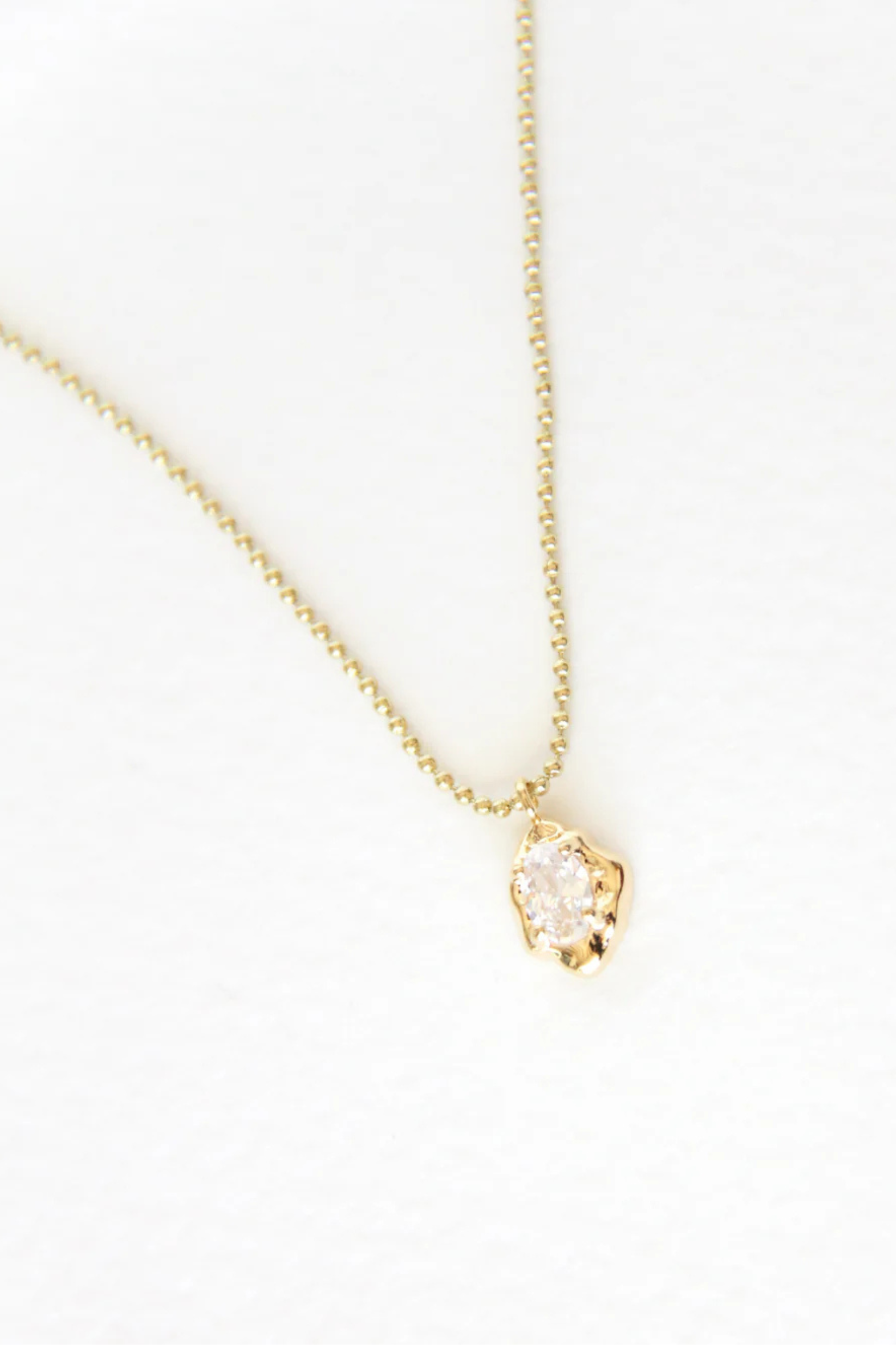Punto de luz Necklace La Cadenaria